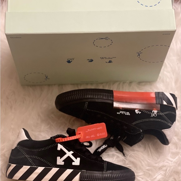 Off white Low Vulcanized - Picture 3 of 7